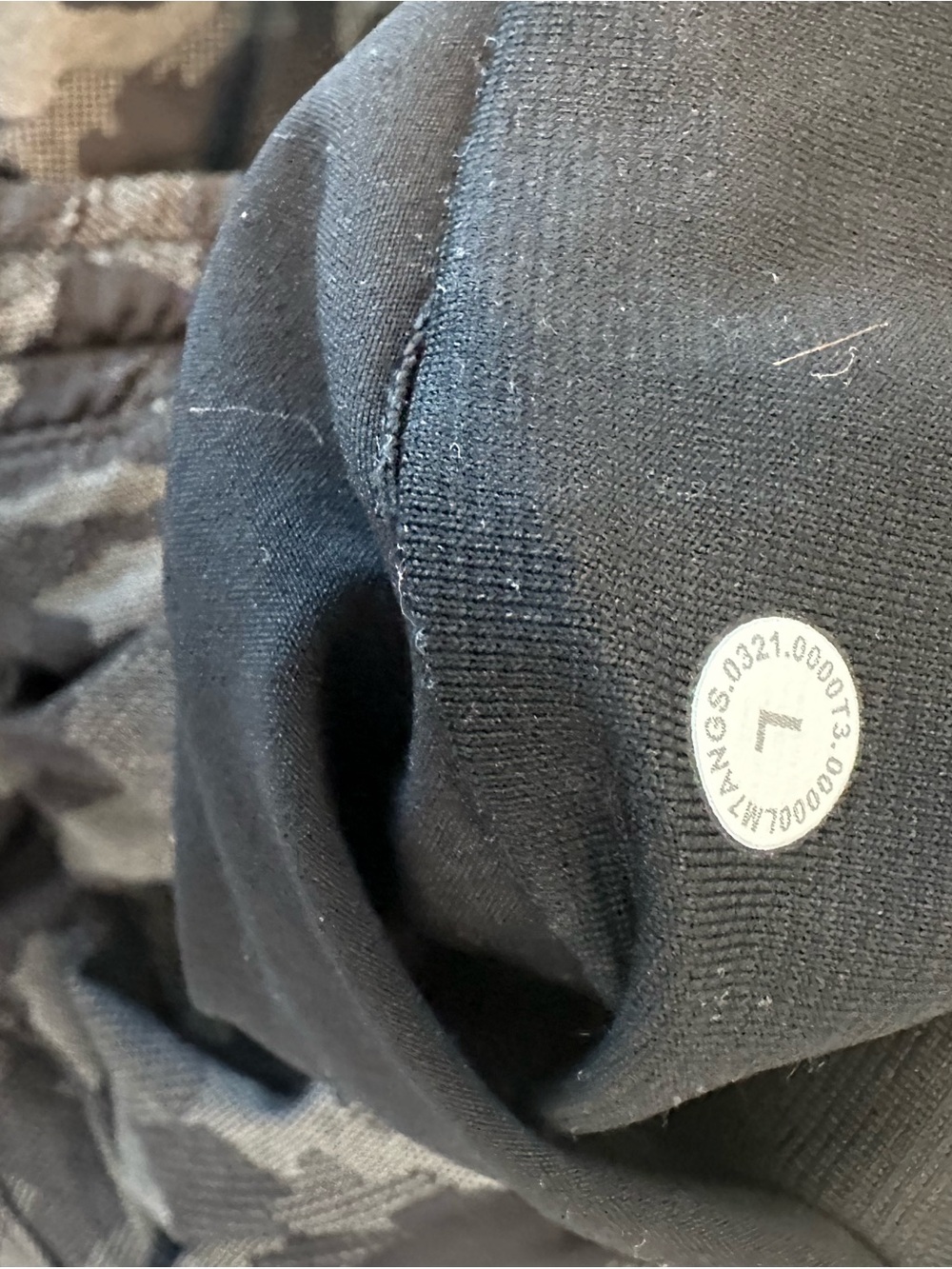 lululemon Men’s Pace Breaker 9” Lined Variegated Mesh Camo Black - Picture 6 of 6